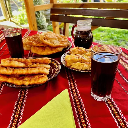Pamir 3*